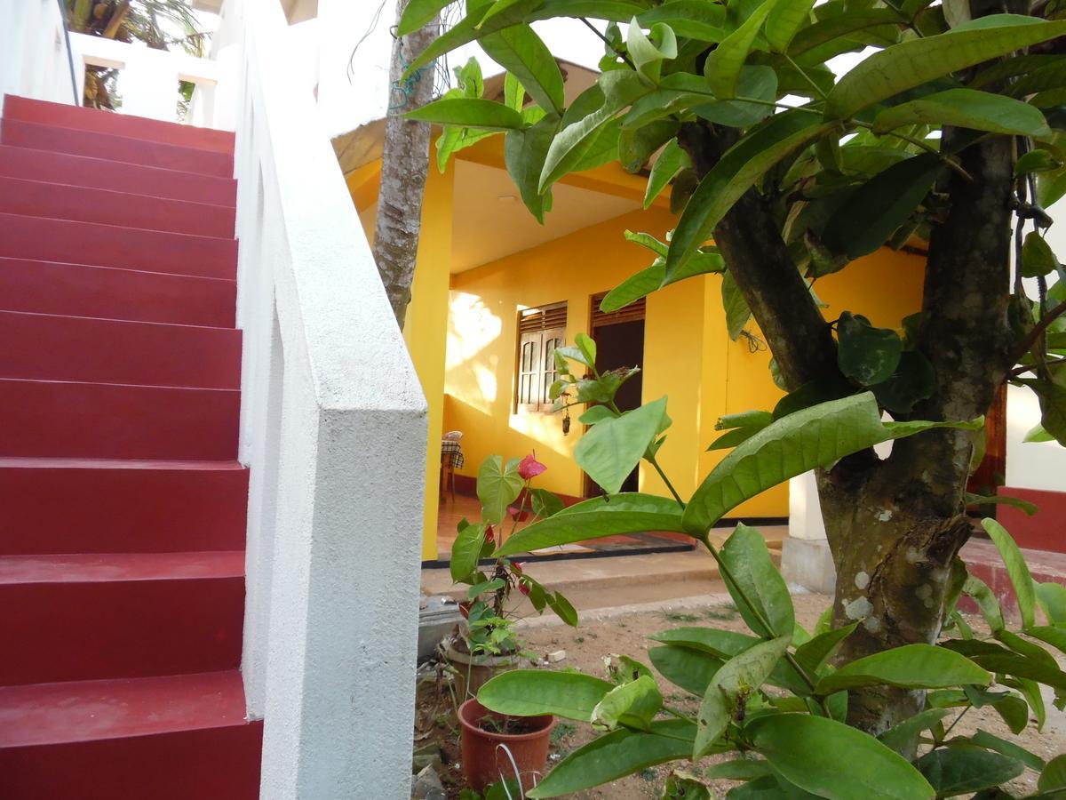 Allan Guest Mirissa Banduramulla Exterior photo